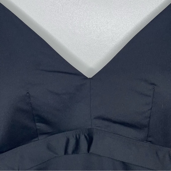 SPANX One Piece Swimsuit Slimming Black V-Neck Spaghetti Straps Adjustable Lrg - Picture 14 of 16